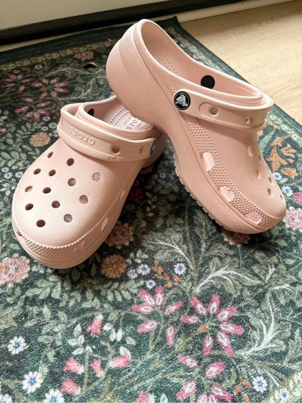 CROCS lightweight slip